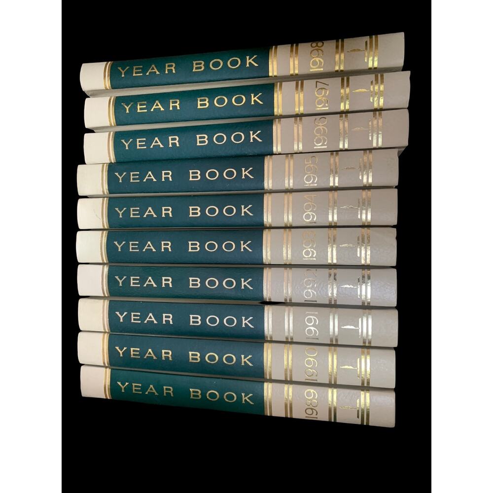 Vintage World Book Year Book Encyclopedia Set 1989–1998 Hardcover Collection Lot